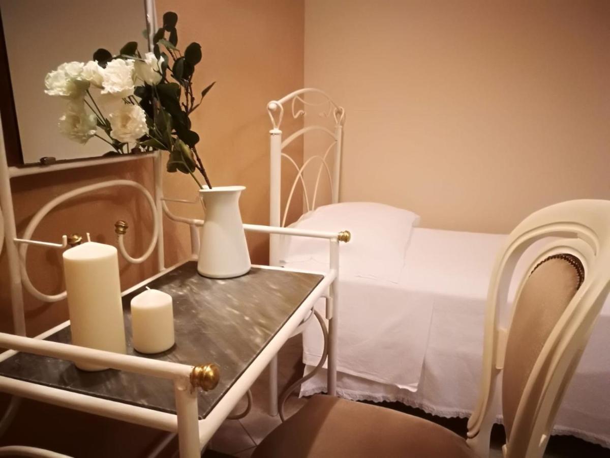 La Rosa Del Barone Bed and Breakfast Cancellara Εξωτερικό φωτογραφία