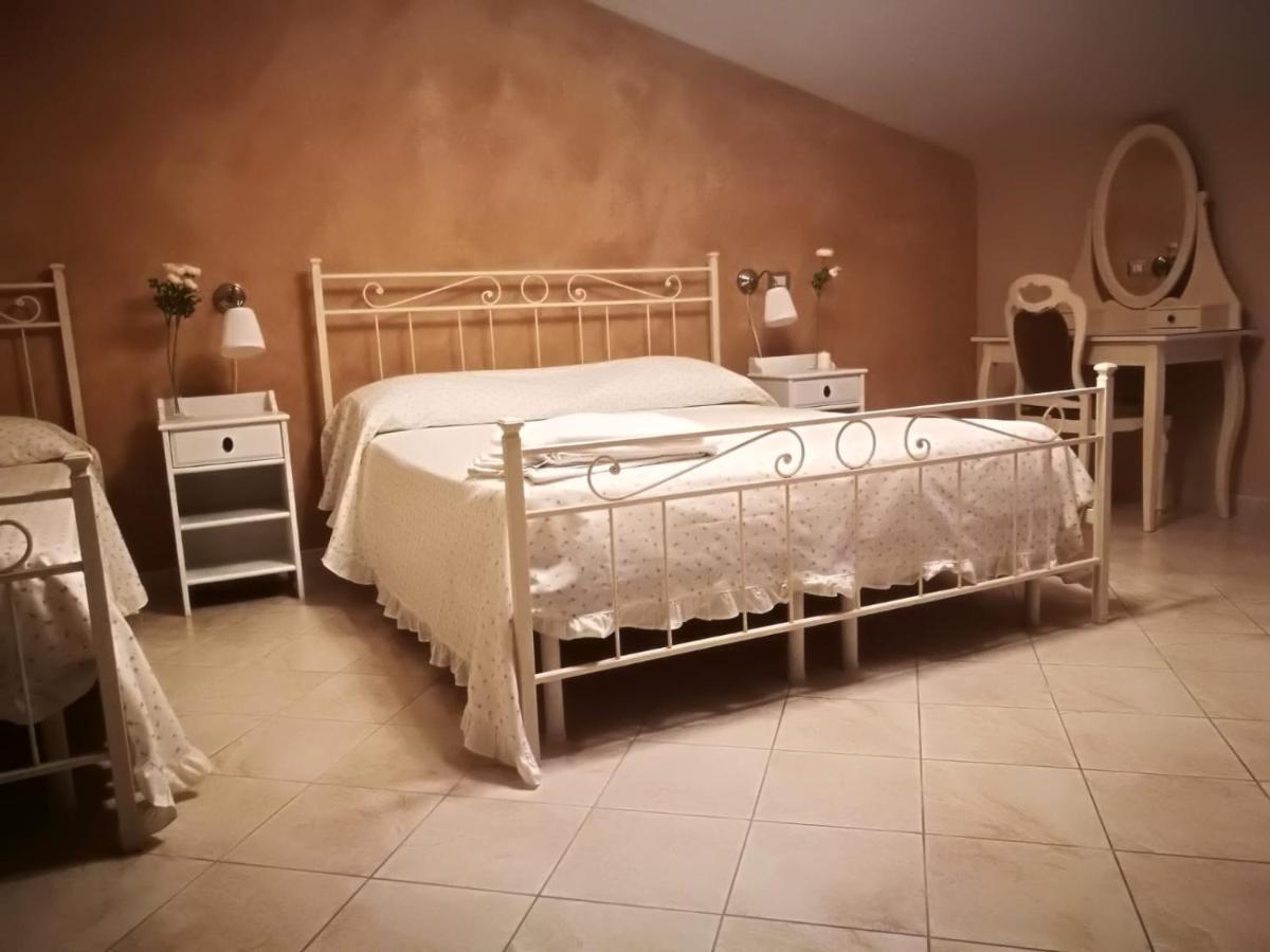 La Rosa Del Barone Bed and Breakfast Cancellara Εξωτερικό φωτογραφία